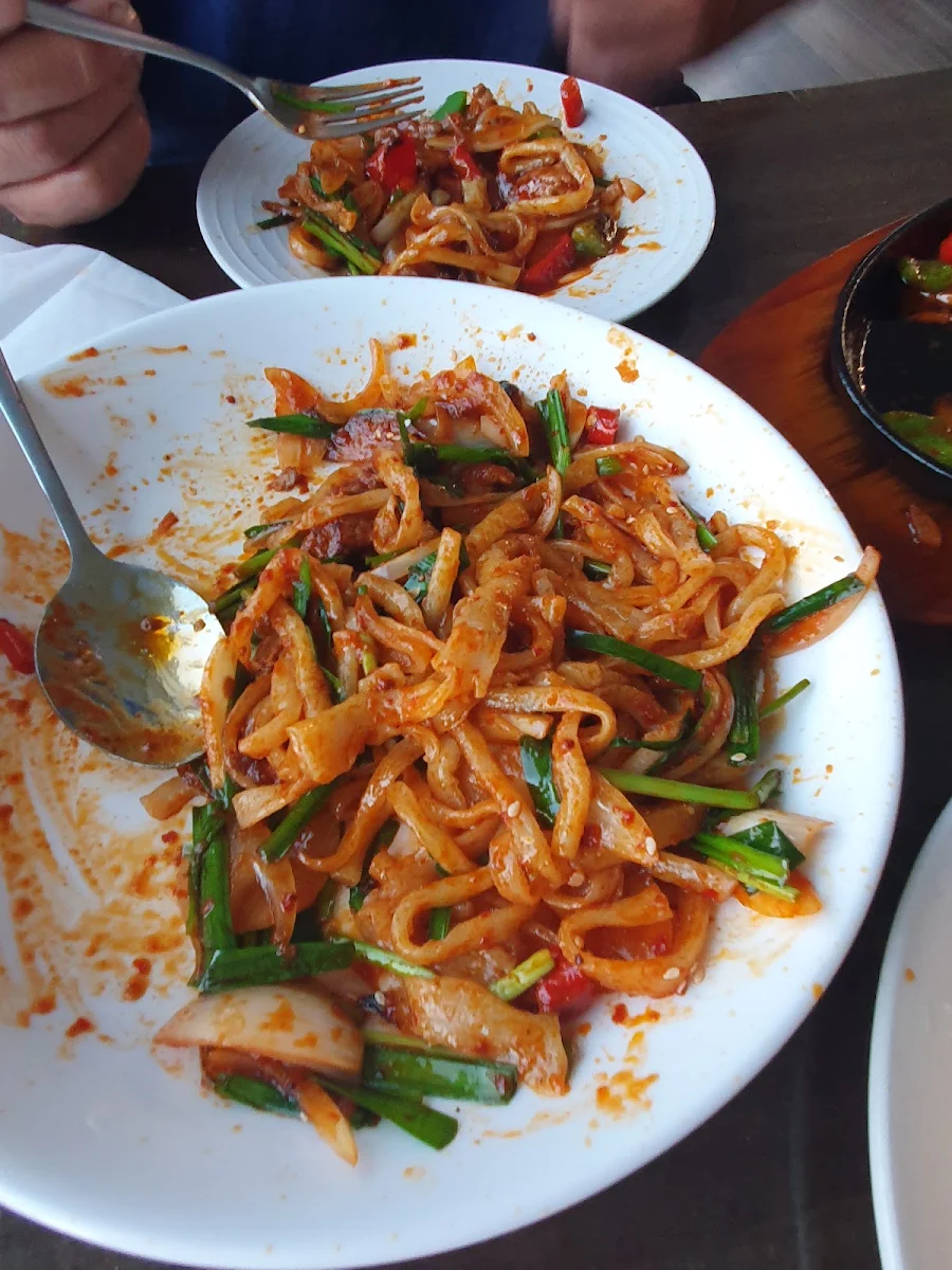 Chicken and Noodles, Karlaylisi Restaurant - Uyghur Cuisine