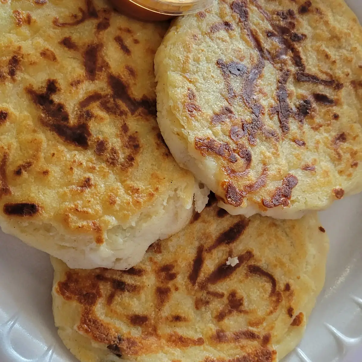Una Docena De Pupusas One Dozen Pupusas