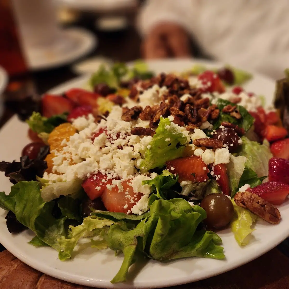 Fresh Side Salad with Grapes