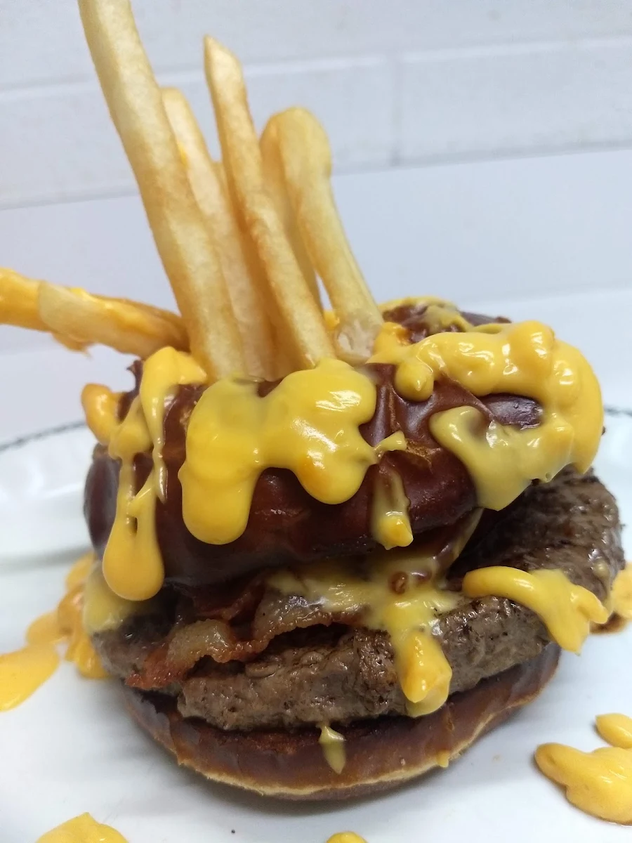 Nacho Fries Burger