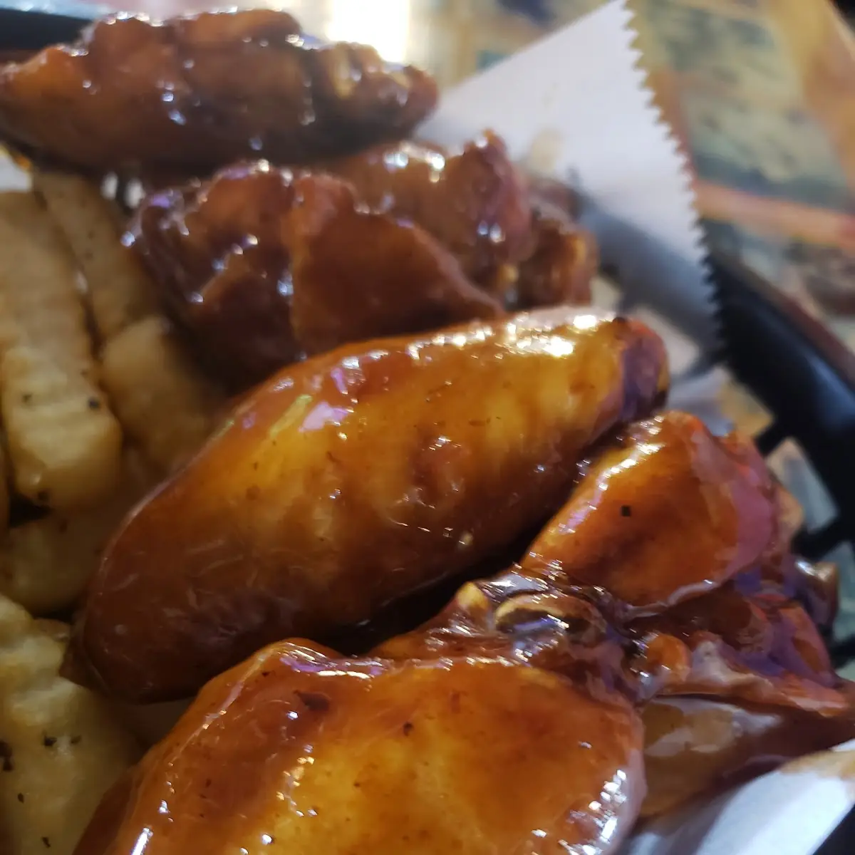 Wings (30) with 3 Dips