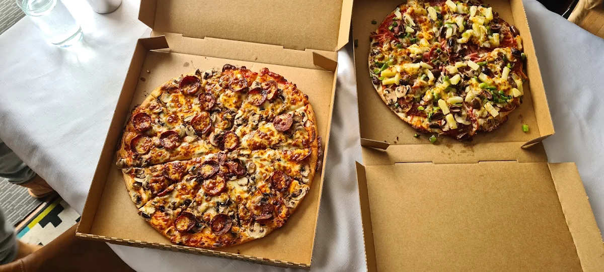 Highlights, Town & Country Pizza and Pasta Delacombe