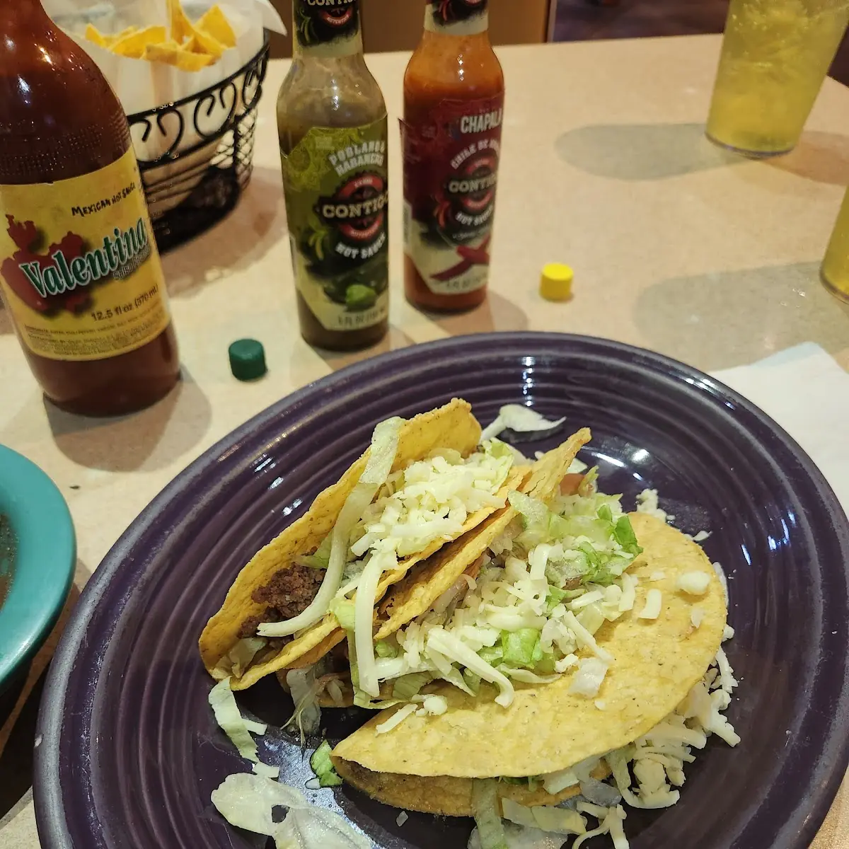 Crunchy Tacos w Beef & Chicken