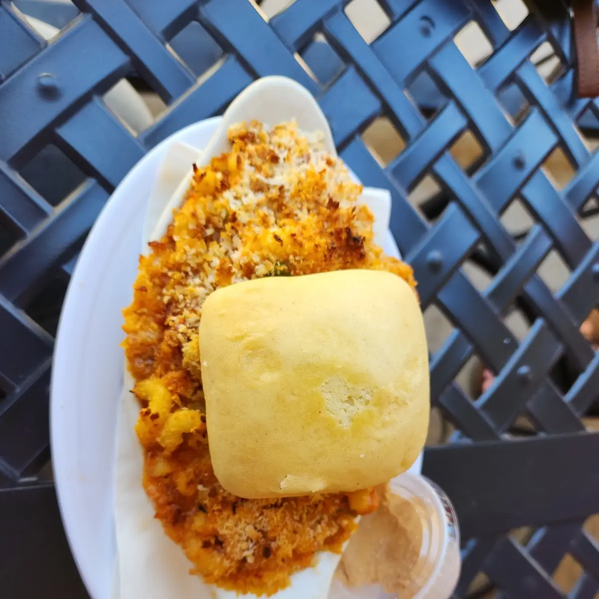 BBQ Pulled Pork Loaded Mac Cheese