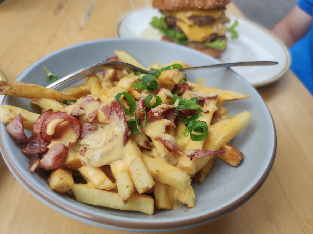 Dirty Fries with Cheese, Burger Urge (DFO Brisbane Airport)