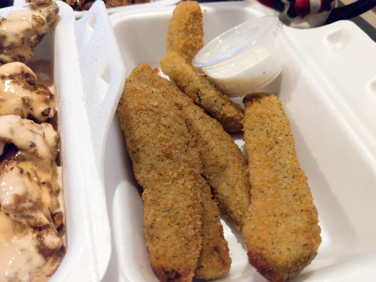 Deep Fried Pickles, Big Wing's