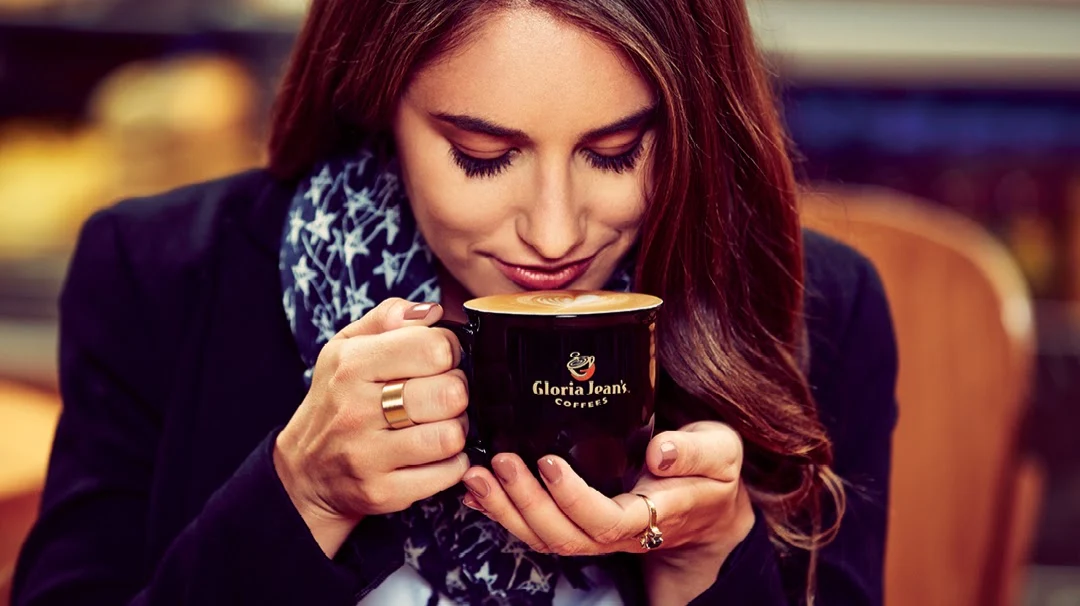 Highlights, Gloria Jean's North Lakes Drive Thru