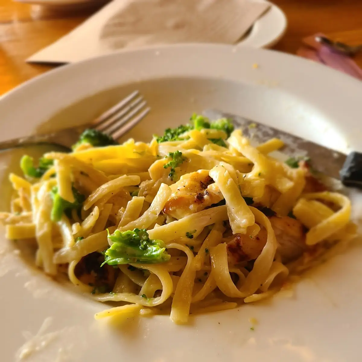 Chicken Broccoli Pasta Alfredo