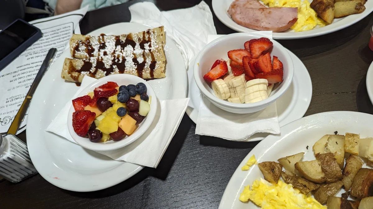 Nuttle Crepes with Banana and Strawberry