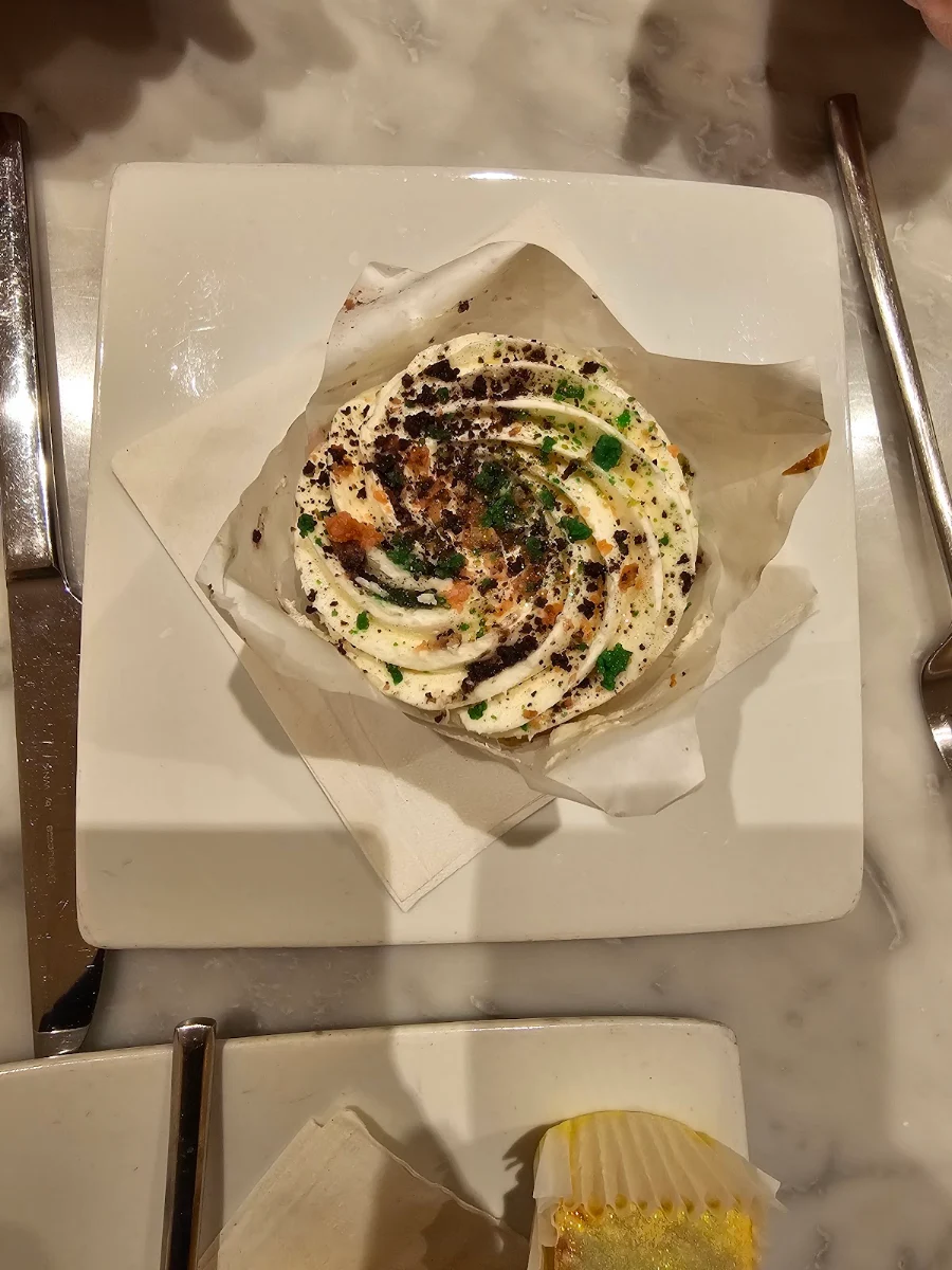 Confetti Cupcake