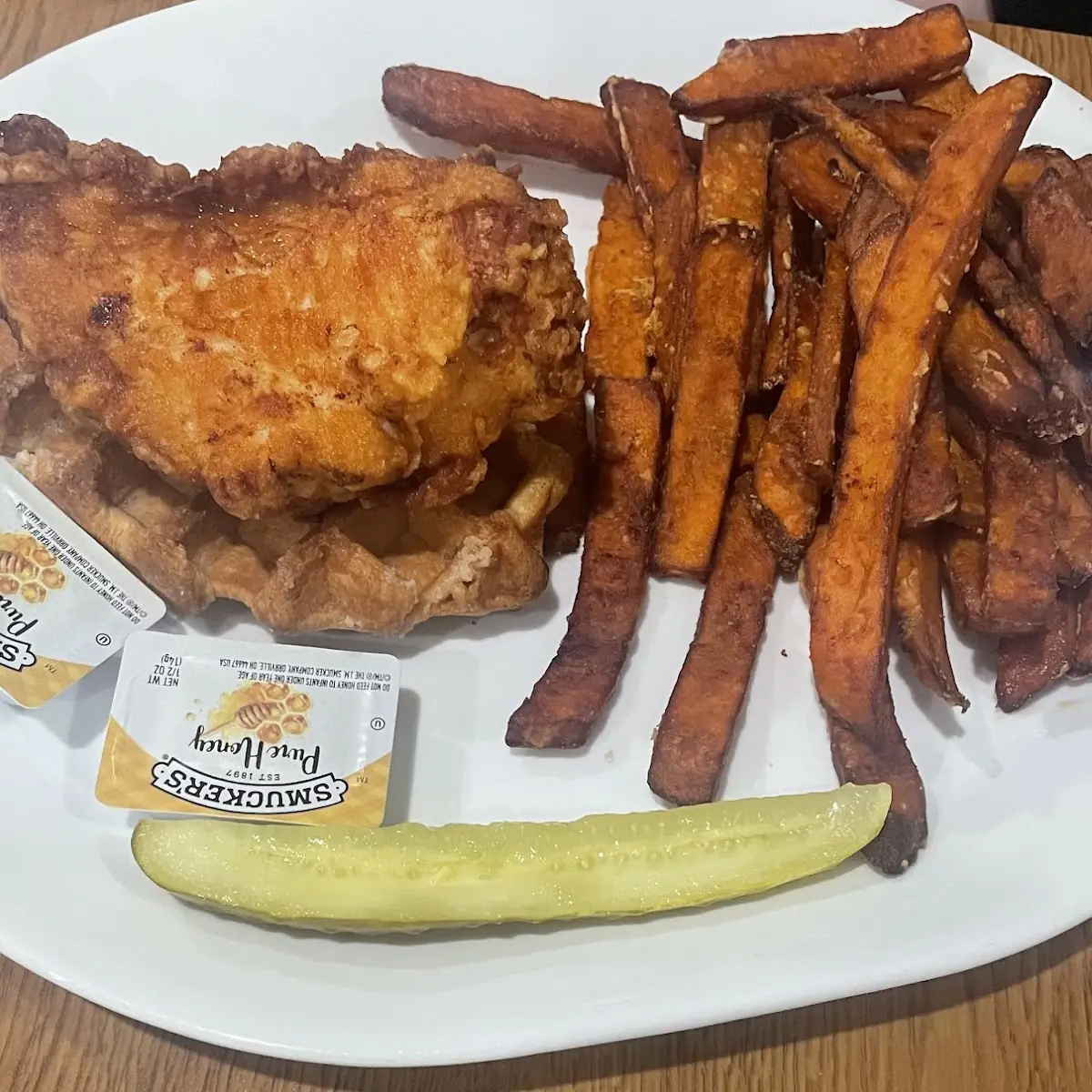 Crispy Chicken Sammich with Waffle