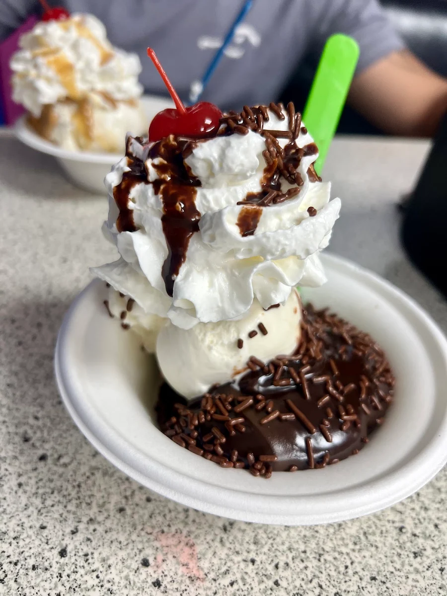 Brownie Sundae