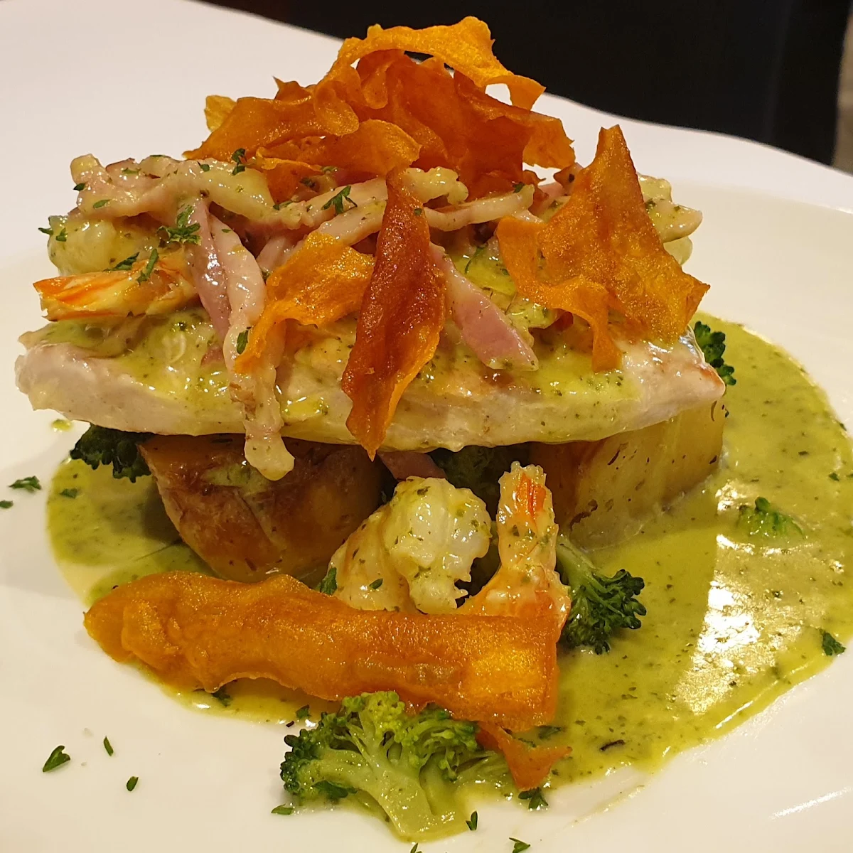 Chicken Gamberetti, Luigi's Restaurant