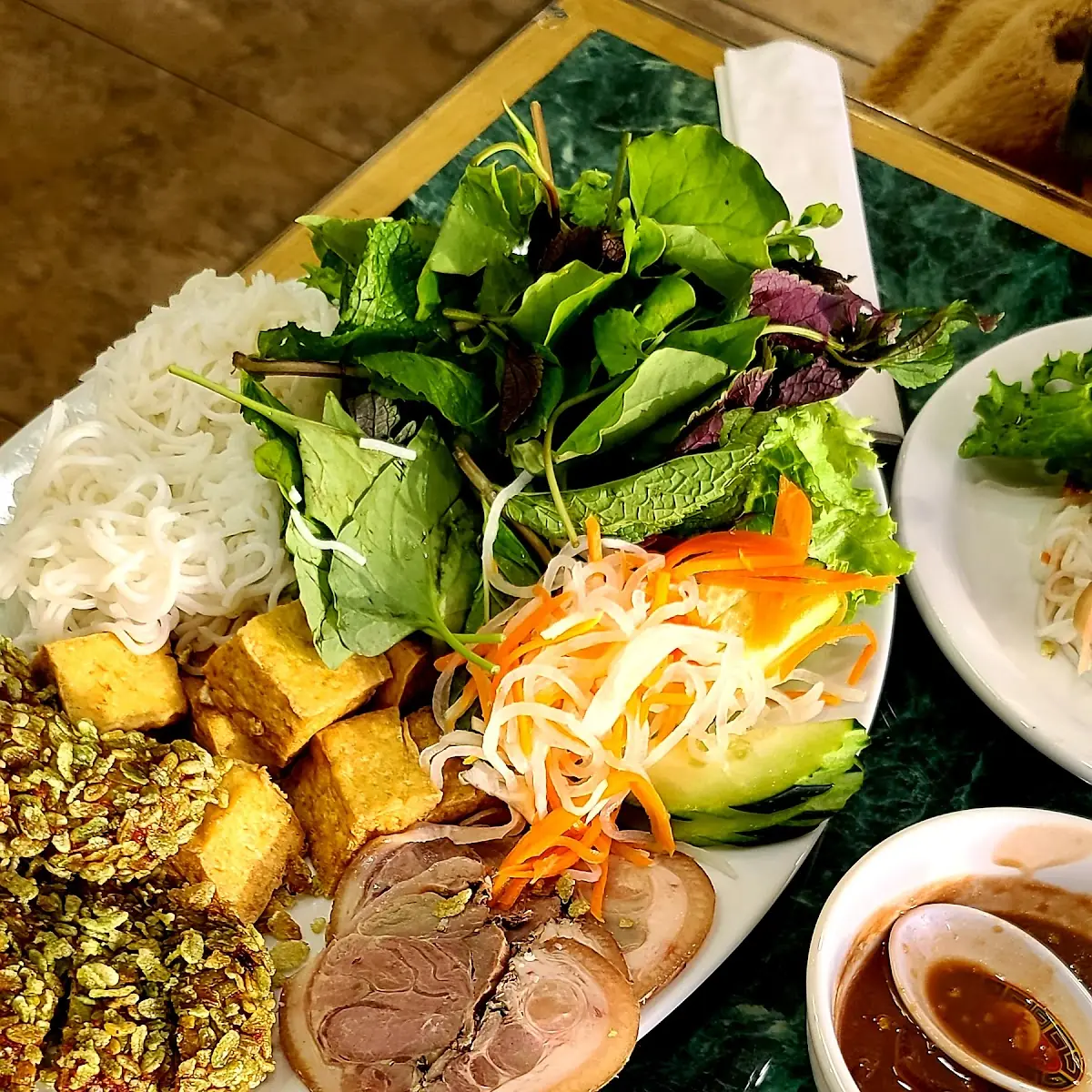 Bún Đậu Mắm Tôm