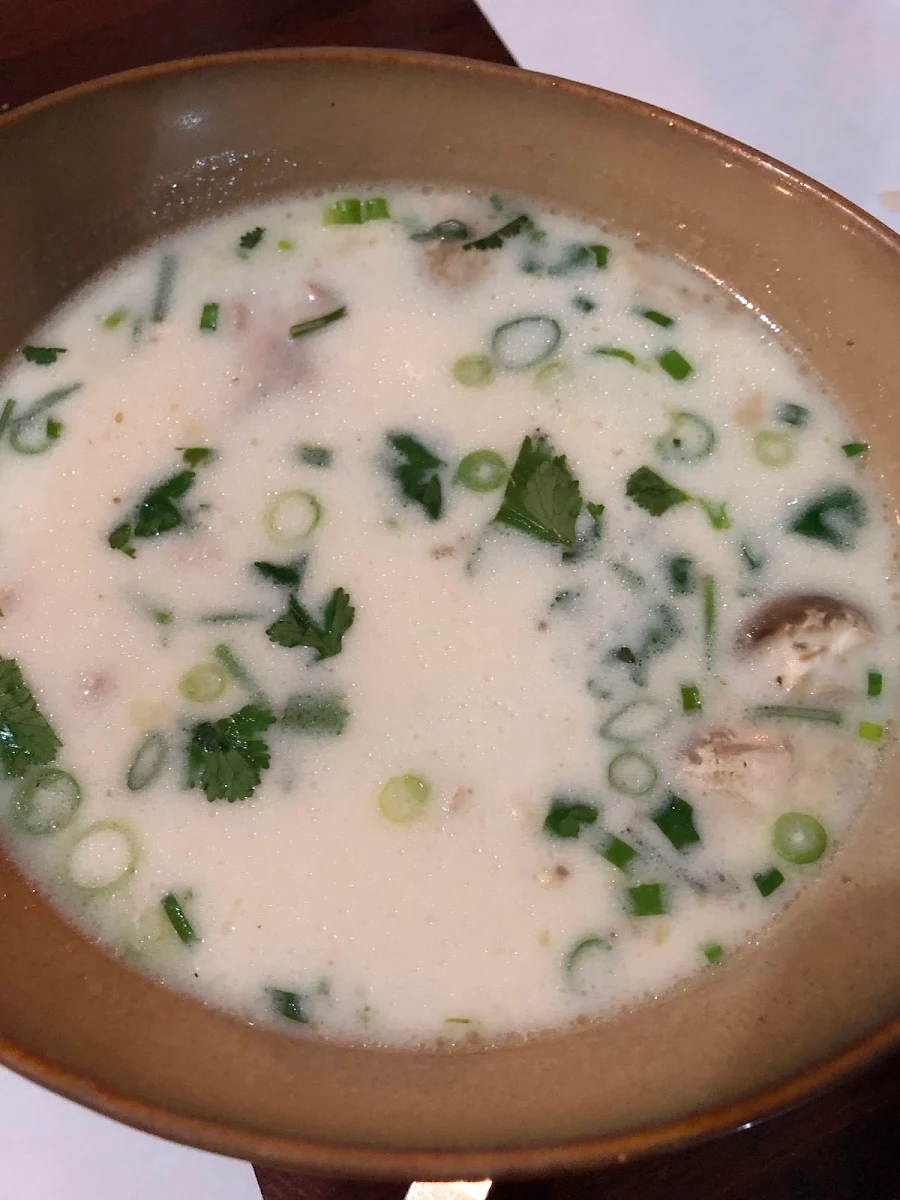 Tom Kha