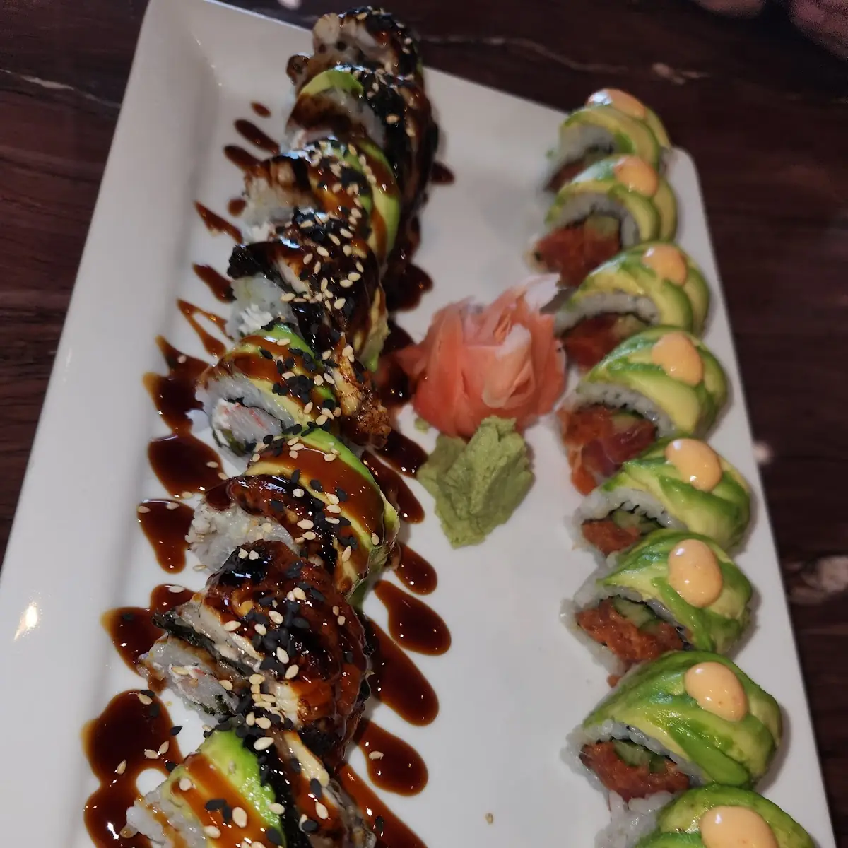 Dragon Roll Spicy Tuna Roll