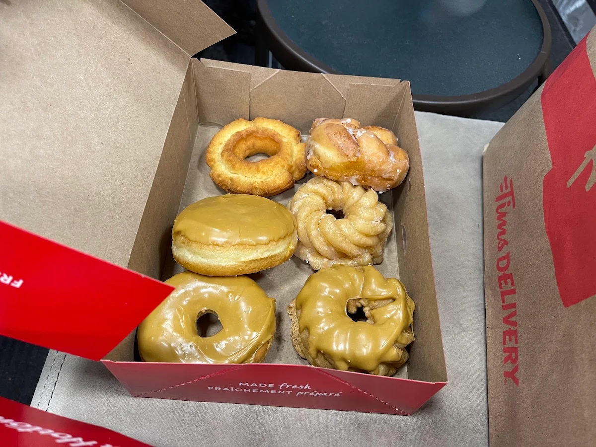 Donuts, Tim Hortons