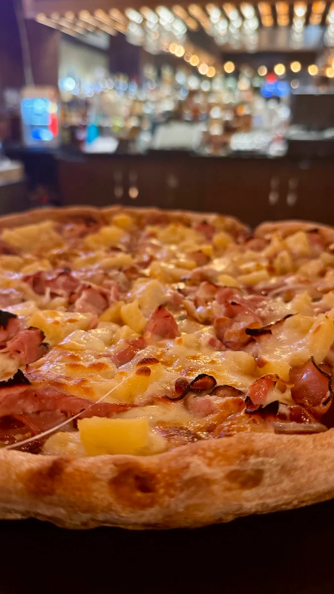 Hawaiian Pizza