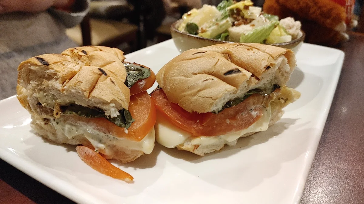 Highlights, Blaze Bistro and Lounge