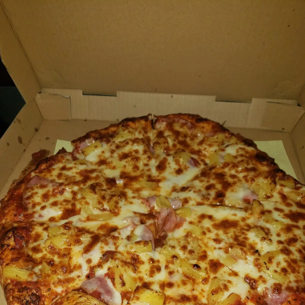 Hawaiian Pizza
