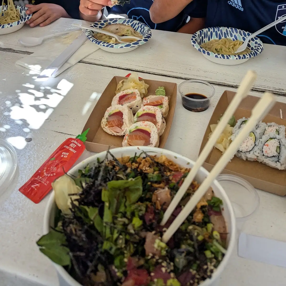 Poke California Roll