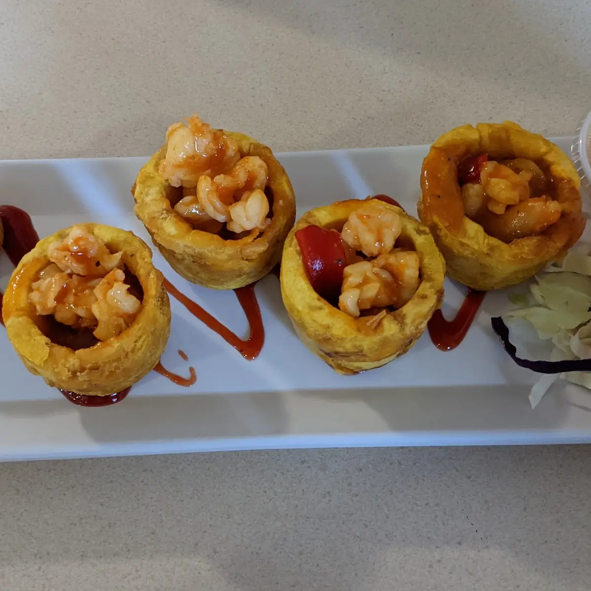 Tostones Rellenos De Camarones