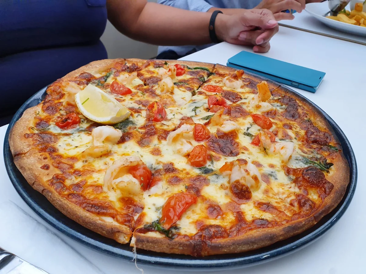 Seafood Pizza, Table 2164