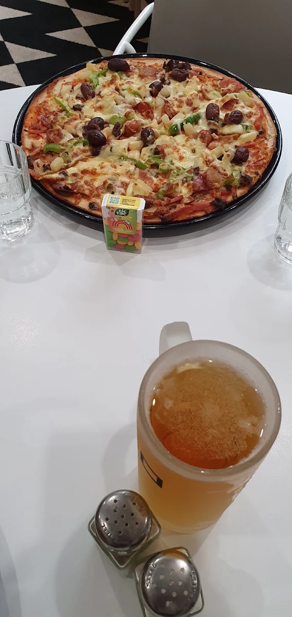 Supreme Pizza, Table 2164