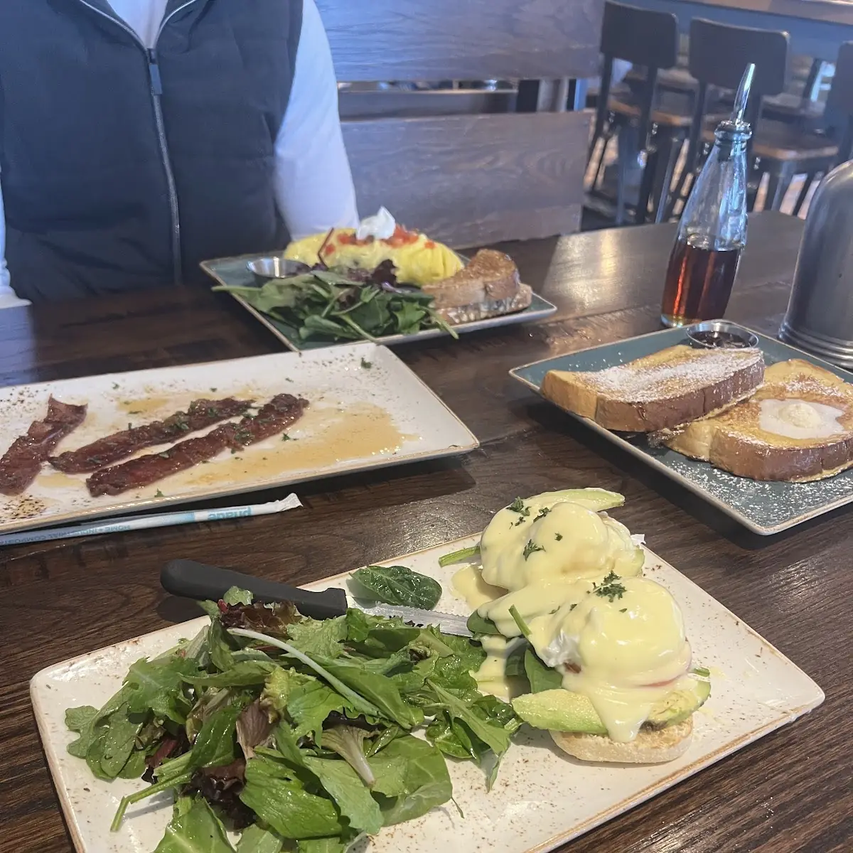 Eggs Benedict w Fresh Green Salad
