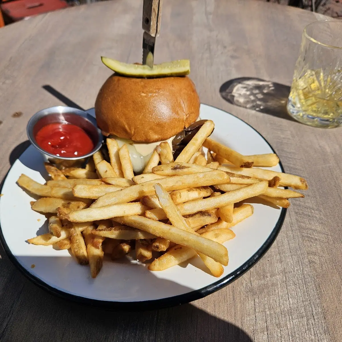 Tavern Burger