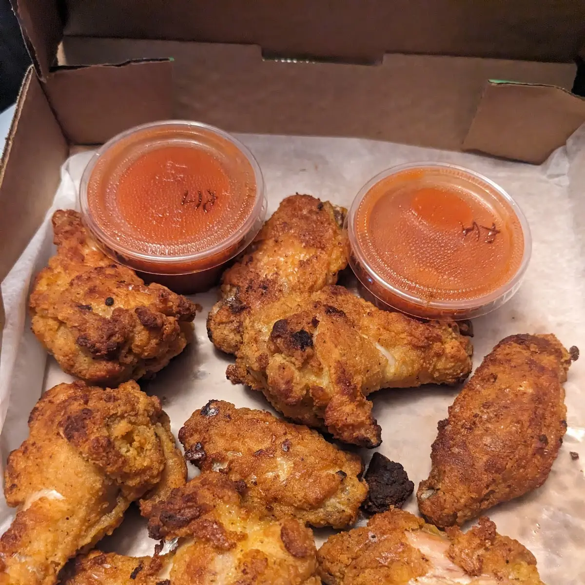 Wings with Hot Sauce