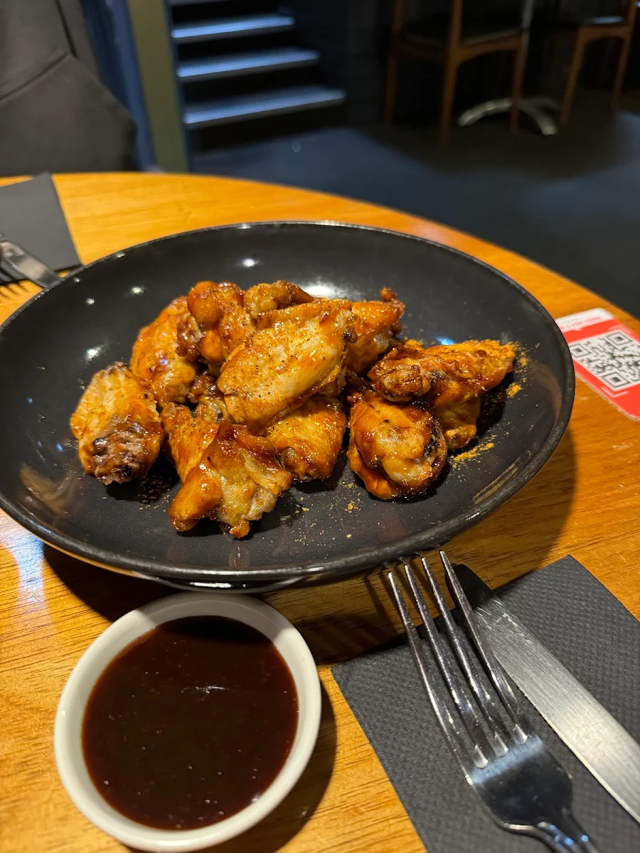 Highlights, Botanical Bar & Grill