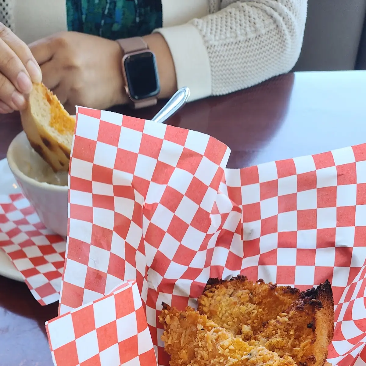 Garlic Cheese Bread