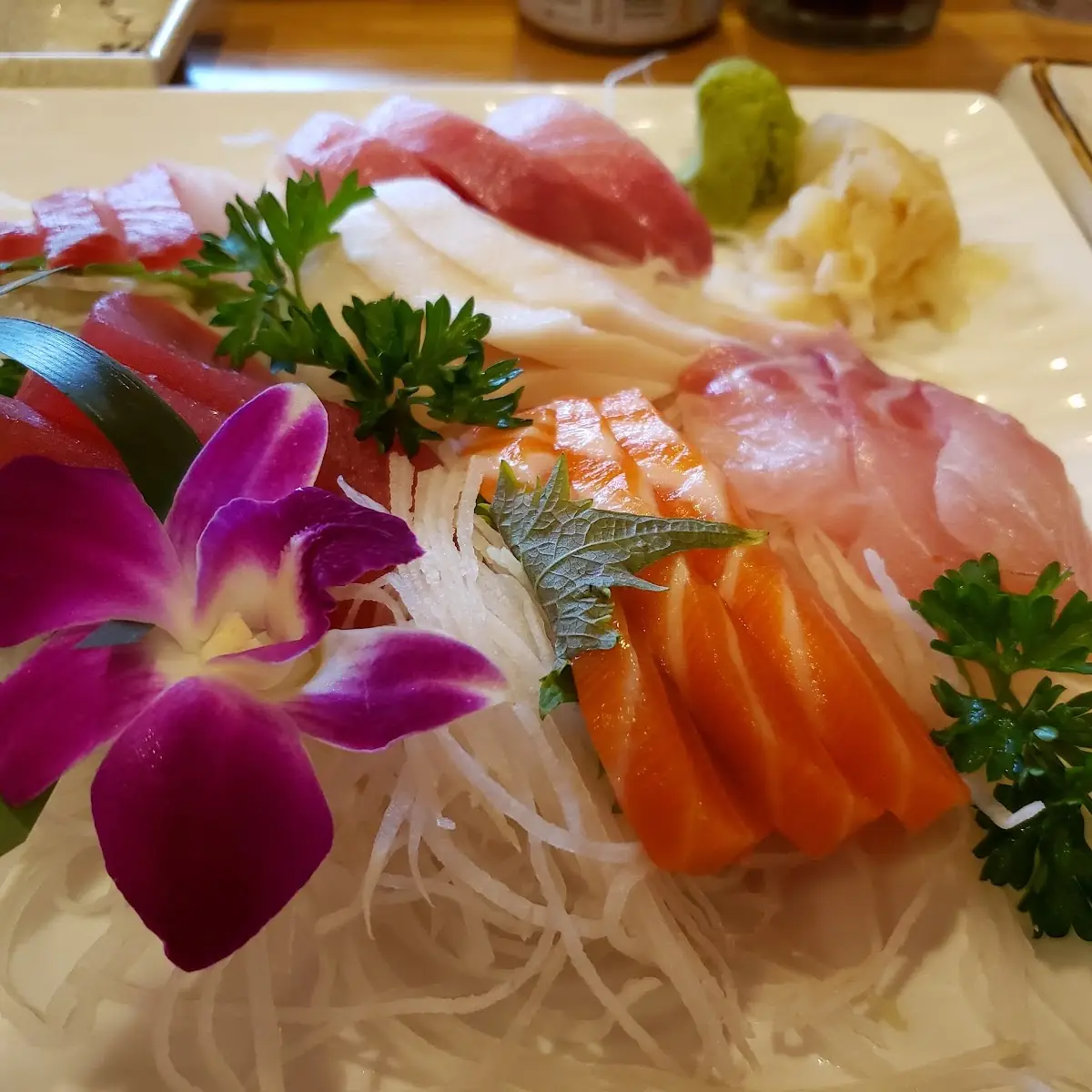Sashimi Salad