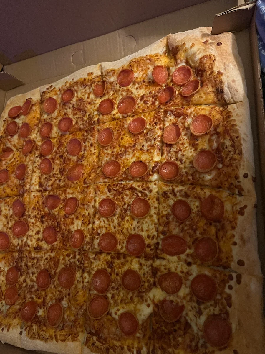 Highlights, 241 Pizza