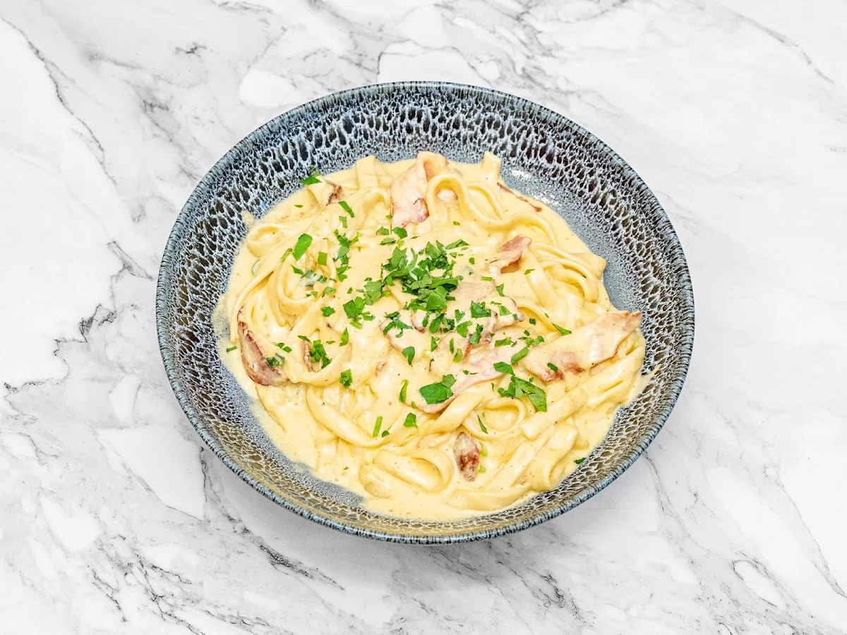 Carbonara, Cielo Pizza & More