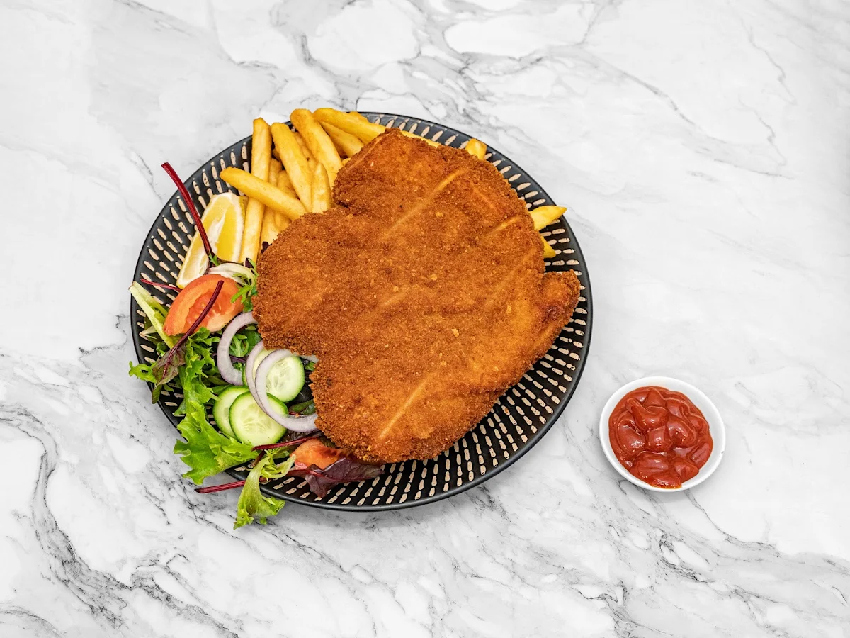 Chicken Schnitzel, Cielo Pizza & More