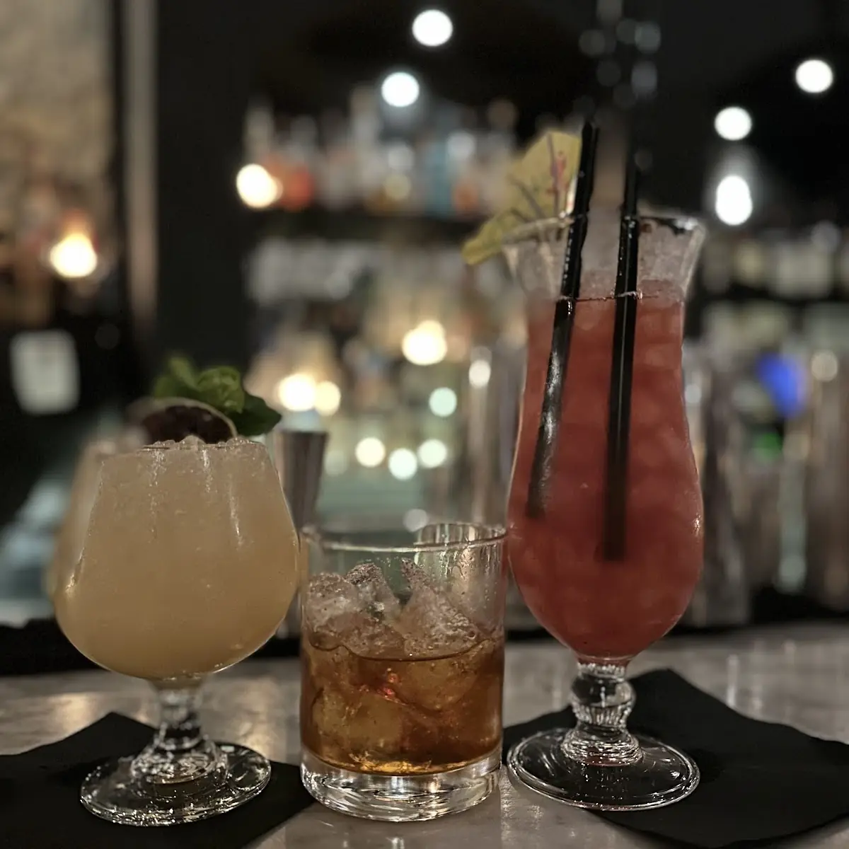Hurricane & Mai Tai