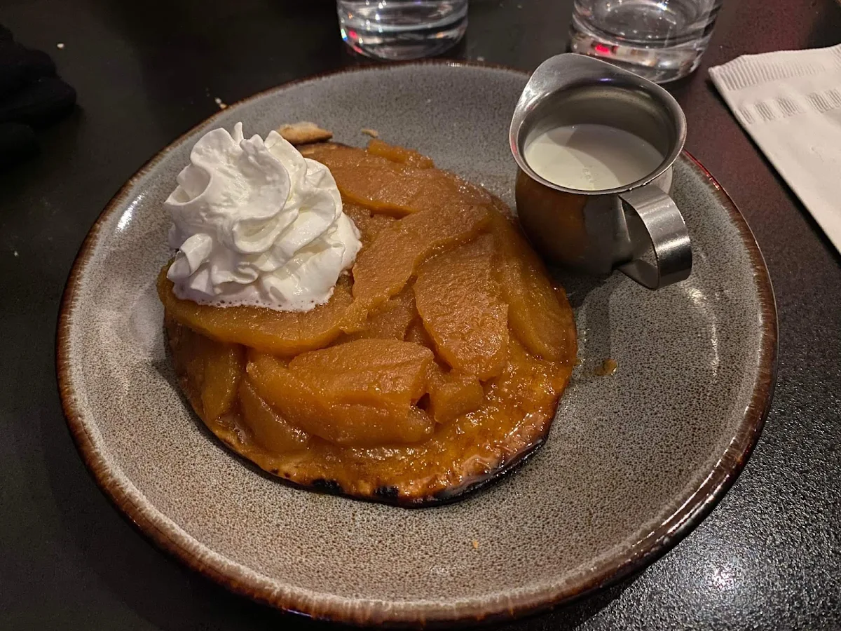 Tarte Tatin, La Piazzetta Saint-Jean