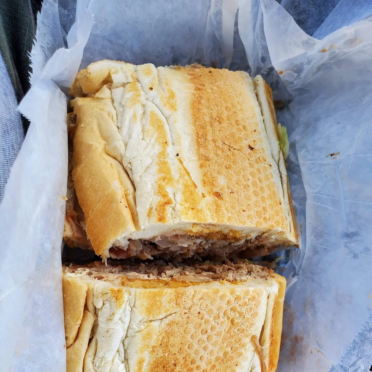 Pernil Sandwich