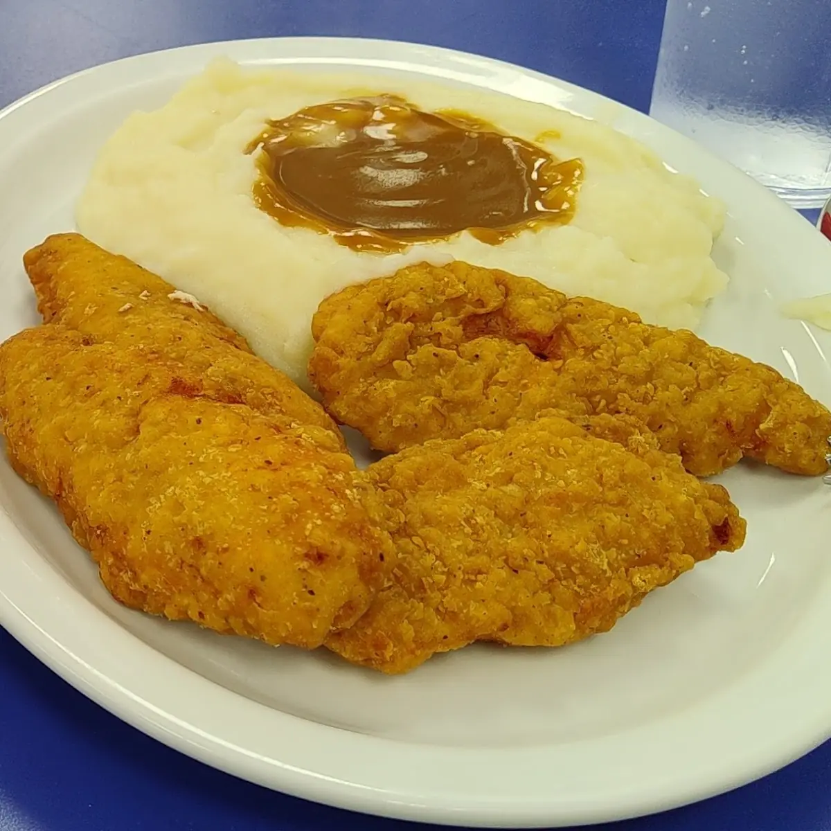 Chicken Tenders with Mashed Potatoes