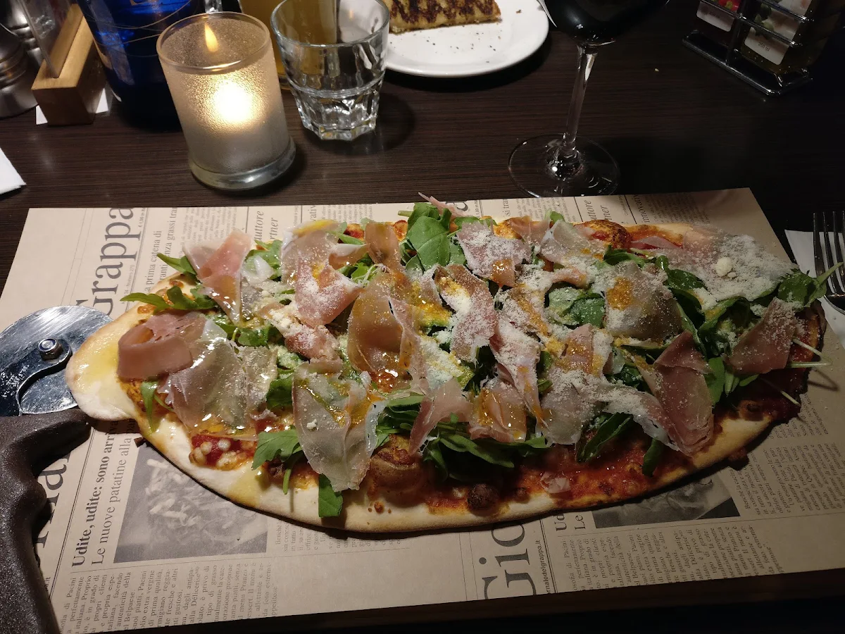 Pizza Prosciutto Roquette, Pacini Vaudreuil-Dorion