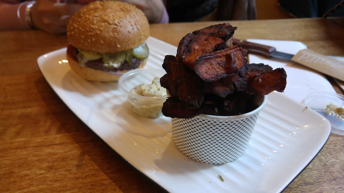Highlights, Grill'd Burgers - Flinders Lane