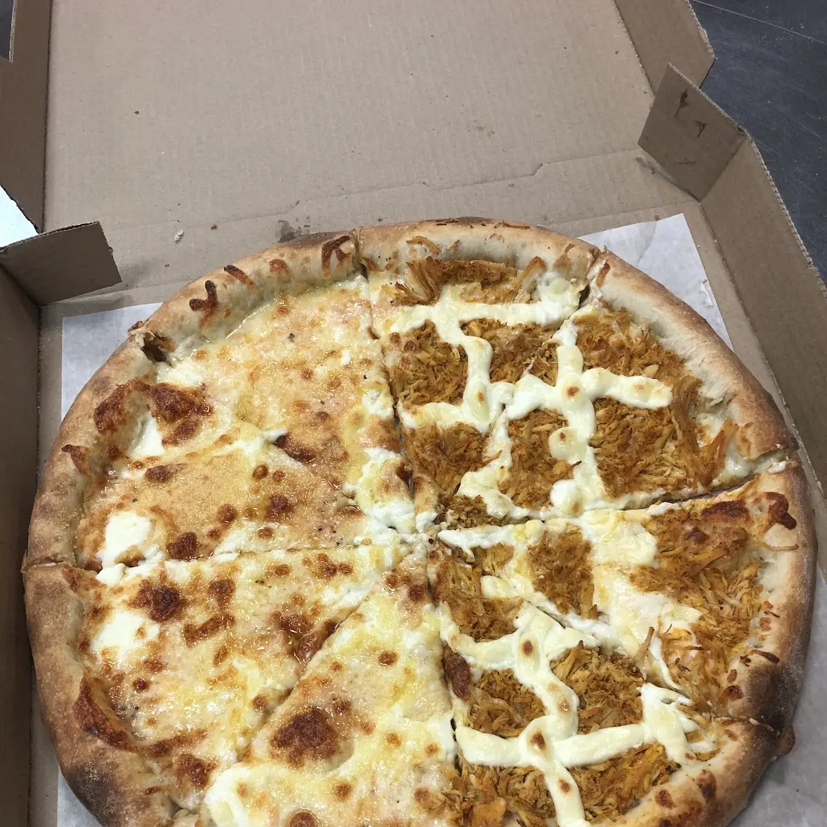 Four Cheese Chicken with Catupiry Pizza