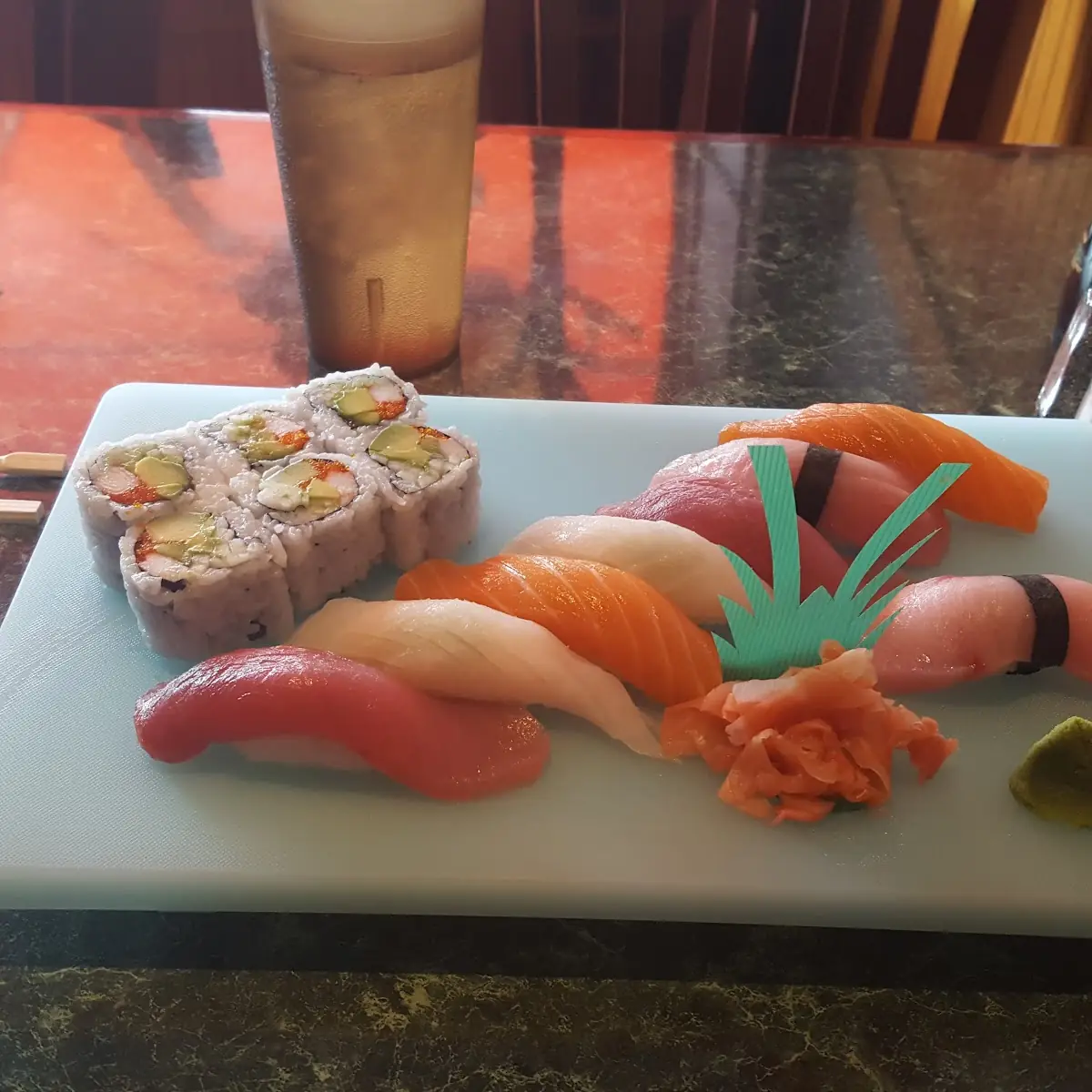 Sushi Deluxe Lunch Special