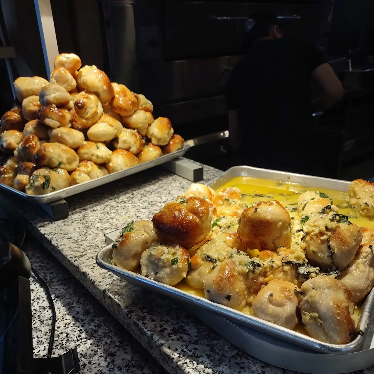 Garlic Knots Full Tray