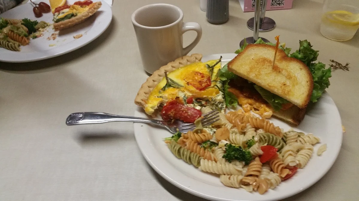 Kisch and Pasta Salad
