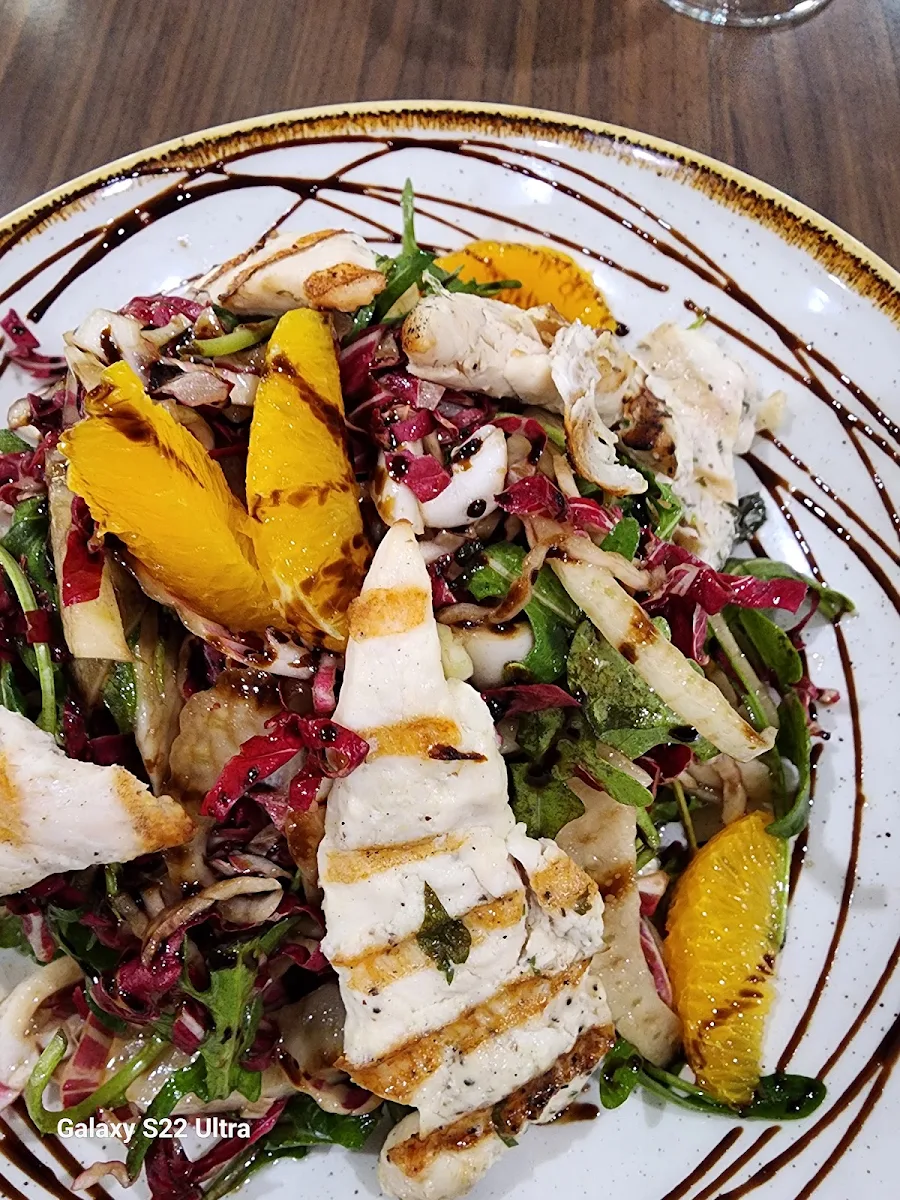 Rocket Salade Niçoise, La Vita Ristorante Cafe