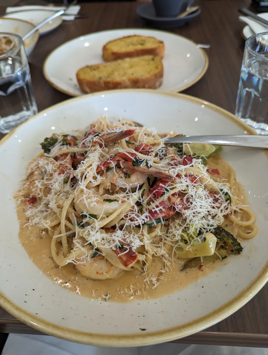 Spaghetti Zingarella, La Vita Ristorante Cafe