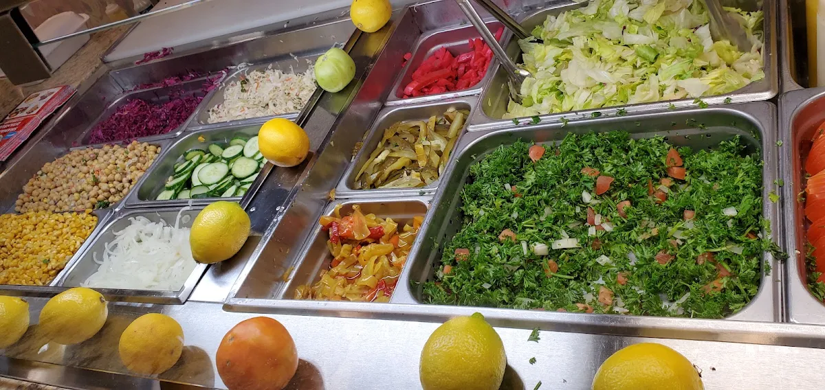 Salad, Shawarma Istanbul